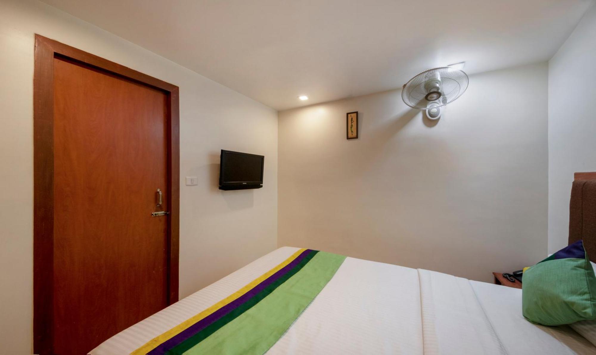 Treebo Sam Residency Hotel Kojambuttúr Kültér fotó