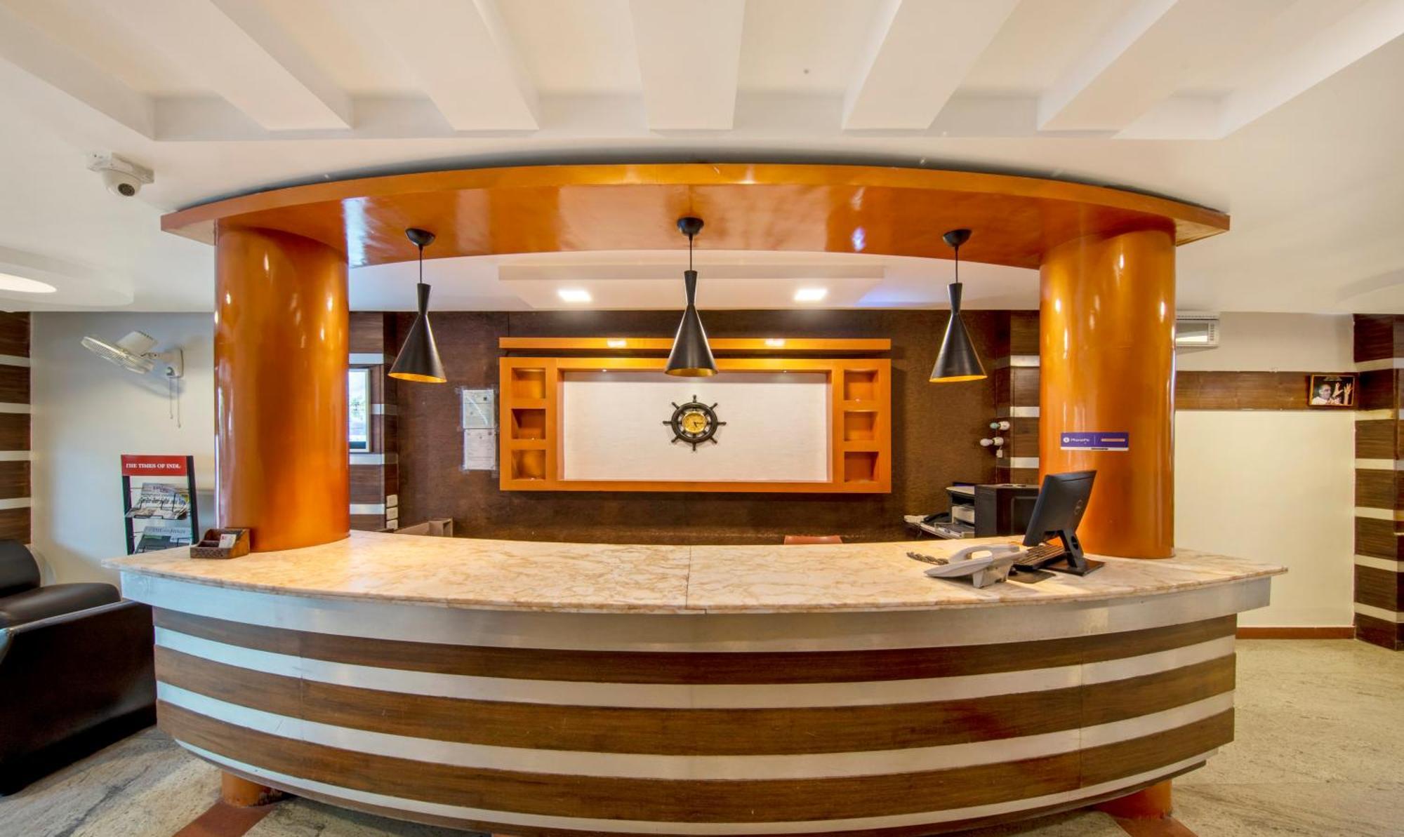 Treebo Sam Residency Hotel Kojambuttúr Kültér fotó